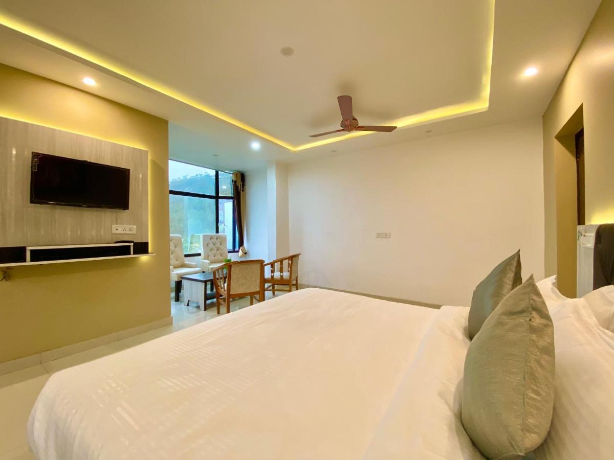Hotel Kavita Palace Lansdowne Extérieur photo